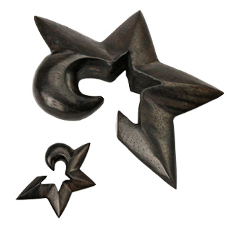 Hanger de madeira com uma estrela